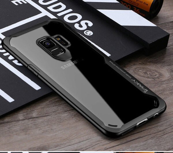 Екипът на Topcase е наясно колко ценен е за Вас мобилният Ви телефон. Затова си поставихме за цел да осигурим максимална и цялостна защита за Вашето устройство. Знаем също, че колкото по-дълго остане без защита, толкова по-голям е рискът от счупване или повреда. Именно затова се стремим да доставим всяка поръчка в най-кратки срокове.