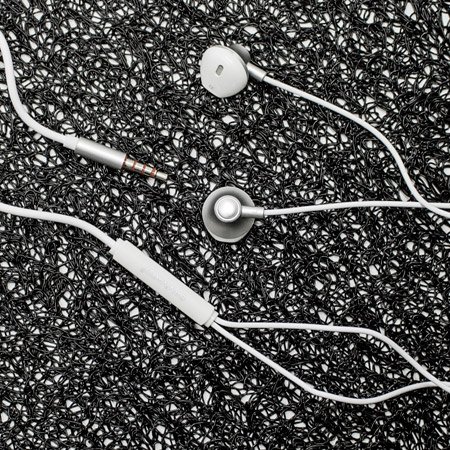 A Topcase csapata tisztában van azzal, hogy mennyire értékes az Ön számára a mobiltelefonja. Ezért tűztük ki célul, hogy maximális és teljes védelmet nyújtsunk eszközének. Azt is tudjuk, hogy minél tovább marad védelem nélkül, annál nagyobb a törés vagy sérülés kockázata. Ezért igyekszünk minden megrendelést a lehető legrövidebb időn belül kiszállítani.