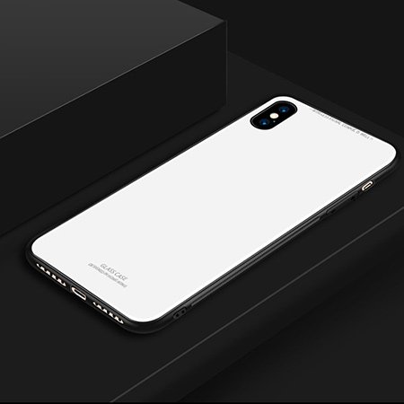 A Topcase csapata tisztában van azzal, milyen értékes az Ön számára a mobiltelefonja. Ezért célul tűztük ki, hogy maximális és átfogó védelmet nyújtsunk készülékének. Azt is tudjuk, hogy minél tovább marad védelem nélkül, annál nagyobb a törés vagy sérülés kockázata. Éppen ezért arra törekszünk, hogy minden egyes rendelést a lehető legrövidebb időn belül kézbesítsünk.