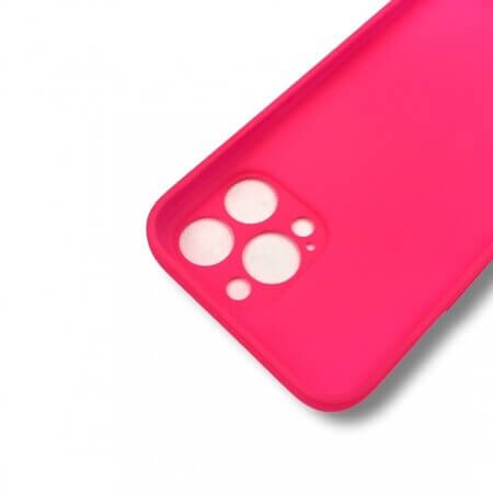 A Topcase csapata tisztában van azzal, milyen értékes az Ön számára a mobiltelefonja. Ezért célul tűztük ki, hogy maximális és átfogó védelmet nyújtsunk készülékének. Azt is tudjuk, hogy minél tovább marad védelem nélkül, annál nagyobb a törés vagy sérülés kockázata. Éppen ezért arra törekszünk, hogy minden egyes rendelést a lehető legrövidebb időn belül kézbesítsünk.